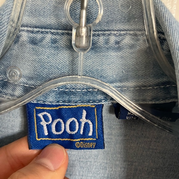 Vintage POOH kids button down or women’s XS - Picture 8 of 13